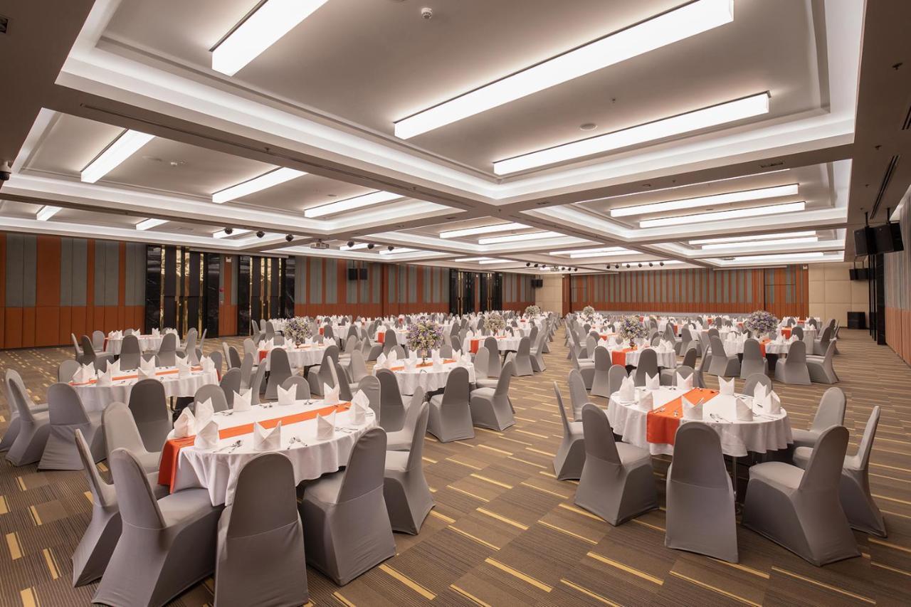 The Heritage Chiang Rai Hotel And Convention Exterior foto The Grand Ballroom